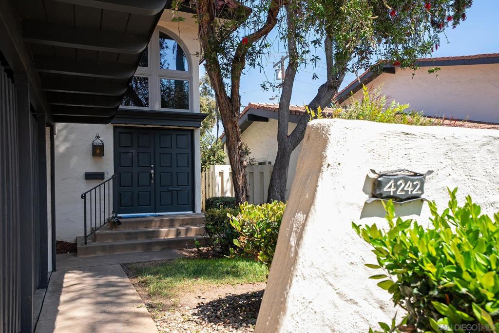 4242 Loma Riviera - photo 3