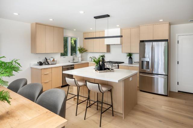 1689 Sunnyslope Avenue, Belmont CA: https://media.crmls.org/mediaz/3ab0e312-a501-4acb-8a18-e41e10040e00.jpg