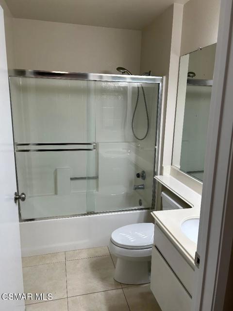 3376 Holly Grove Street, Westlake Village CA: https://media.crmls.org/mediaz/3ab29824-02cb-42f7-abe8-52275cfed044.jpg