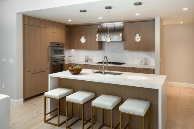 450 First Street, Los Altos CA: https://media.crmls.org/mediaz/3ab29f00-4c69-414c-992e-494b88288b7b.jpg