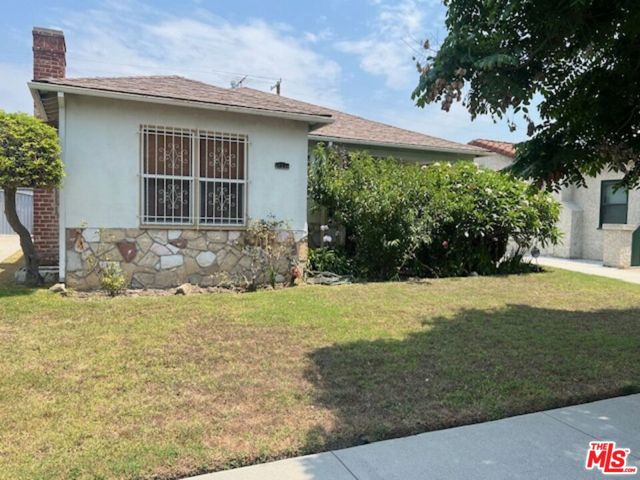 3682 Buckingham Road, Los Angeles, California 90016, 2 Bedrooms Bedrooms, ,1 BathroomBathrooms,Single Family Residence,For Sale,Buckingham,24433169