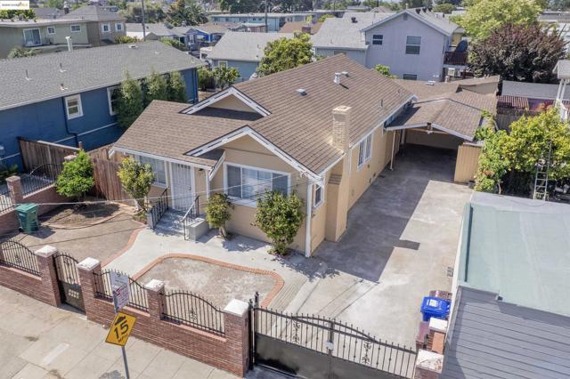 3517 Allendale Ave, Oakland CA: https://media.crmls.org/mediaz/3ab32de2-f3c3-4e77-911e-fe26ebebcdbe.jpg