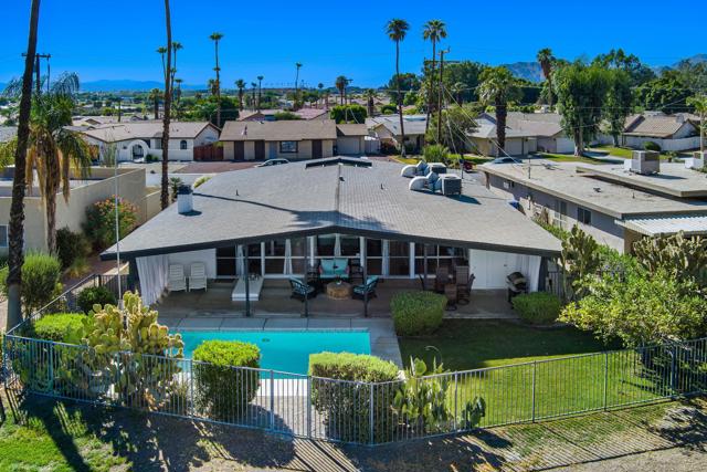 43709 Louisiana Street, Palm Desert CA: https://media.crmls.org/mediaz/3ab33137-9e49-4095-84a0-0c98699ff4ce.jpg