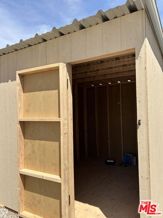 55 E Avenue D4, Lancaster CA: https://media.crmls.org/mediaz/3ab49294-ebce-4311-a5a1-49198d7ba3be.jpg