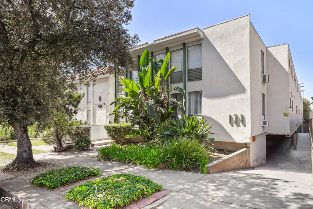121 S Chester Avenue #5