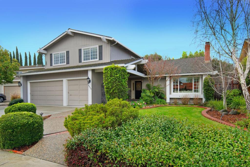 6629 Barnsdale Court