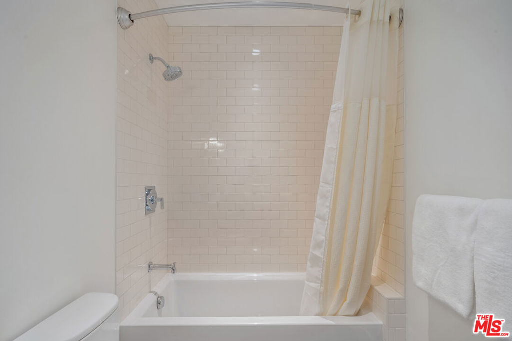 MLS #26868993 image #64