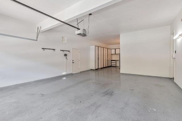 2892 Birkdale Court, Gilroy CA: https://media.crmls.org/mediaz/3ab57e27-1eaf-4658-abc1-e05dc4b35817.jpg