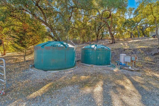 21444 Parrott Ranch Road, Carmel Valley CA: https://media.crmls.org/mediaz/3ab5ba53-d9d6-461d-bd63-f0a78d6c2b6d.jpg