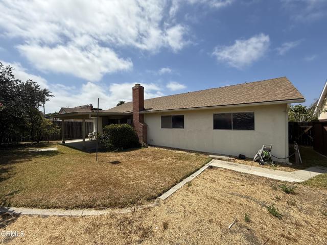 8160 Tiara Street, Ventura CA: https://media.crmls.org/mediaz/3ab7b3d6-da59-4772-830e-933159cddd3c.jpg