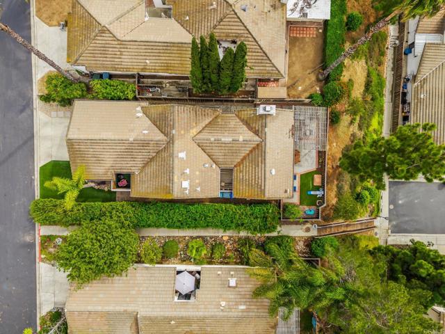 Detail Gallery Image 31 of 37 For 1887 Guilder Gln, Escondido,  CA 92029 - 3 Beds | 2 Baths