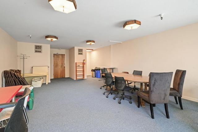 1210 Bellevue Avenue, Burlingame CA: https://media.crmls.org/mediaz/3abb243c-8f2c-401a-9afb-cc1fb7eeb748.jpg