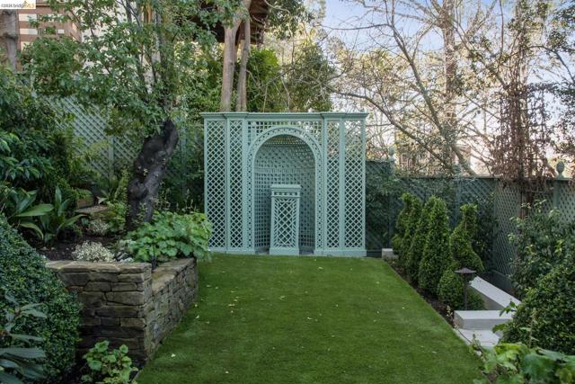 Image 58 of 60 For 906 Paramount Rd