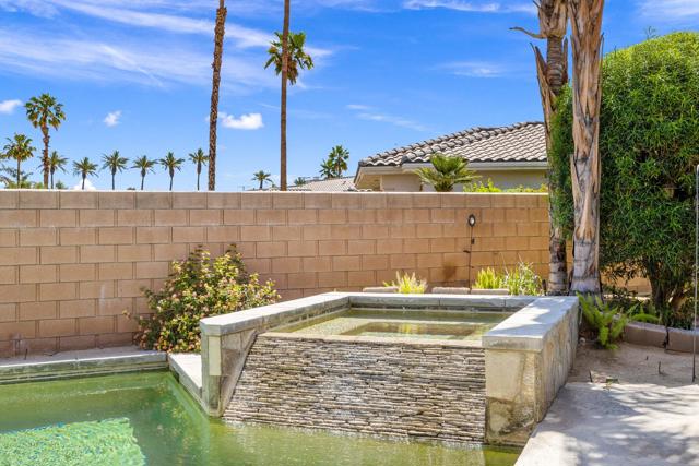 44476 Hazel Canyon Lane, Palm Desert CA: https://media.crmls.org/mediaz/3abb7045-4c24-4308-b696-d3446919f281.jpg