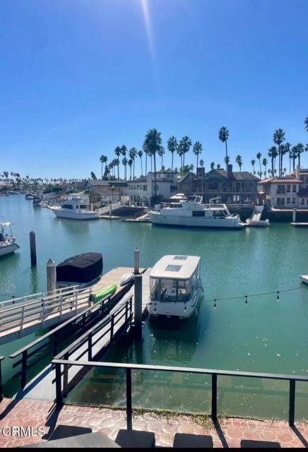 952 Peninsula Street, Ventura CA: https://media.crmls.org/mediaz/3abb7b89-755b-44ca-98e0-7efb7be33ffd.jpg