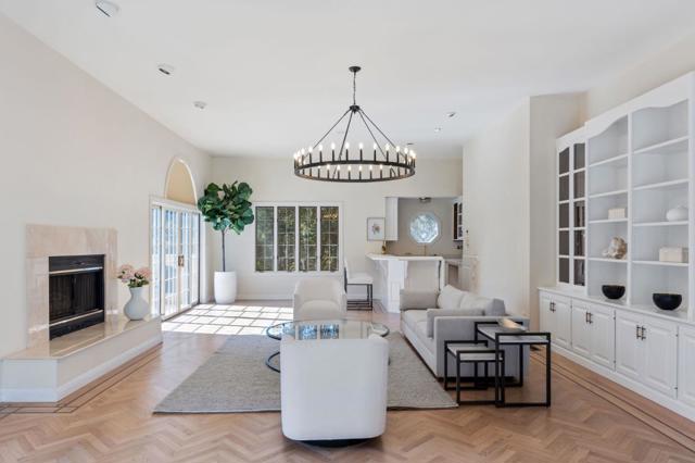 1035 Macadamia Drive, Hillsborough CA: https://media.crmls.org/mediaz/3abe36f6-2488-40ab-a55f-be82ab42fe66.jpg