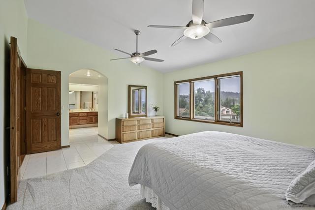 14051 Fiddletown Rd., Poway CA: https://media.crmls.org/mediaz/3abe7548-ec21-470d-acf1-cb7ea3d4547c.jpg