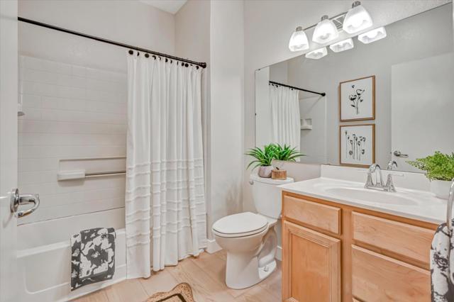 602 Arcadia Terrace, Sunnyvale CA: https://media.crmls.org/mediaz/3abef767-0273-4f07-a9e9-2d2ed5716bbb.jpg