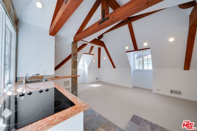2628 MANDEVILLE CANYON Road, Los Angeles CA: https://media.crmls.org/mediaz/3ac0a63c-7adc-4219-9001-d2315bb75832.jpg