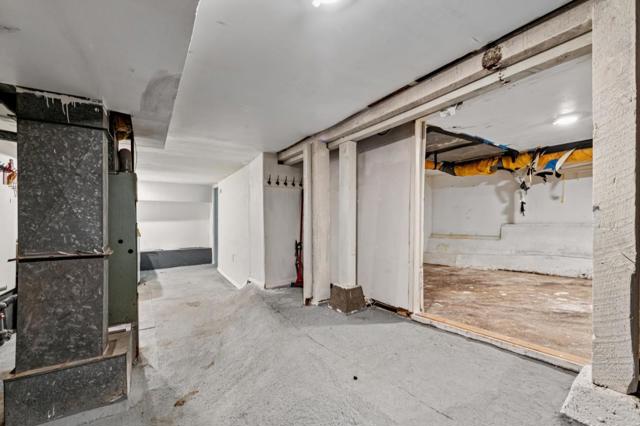 275 Teddy Avenue, San Francisco CA: https://media.crmls.org/mediaz/3ac1de9d-48c3-4b2d-a595-f0596c5fdfe5.jpg