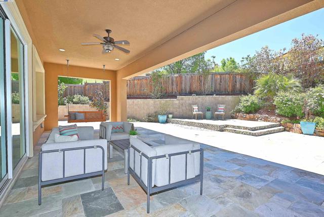 3009 Drysdale St, Danville CA: https://media.crmls.org/mediaz/3ac265ab-3759-47a5-a33f-b7e23dd81803.jpg