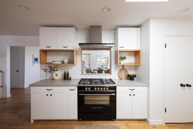 6529 Manana Place, San Diego CA: https://media.crmls.org/mediaz/3ac266fd-3104-41f2-9827-e9f7218a28fb.jpg