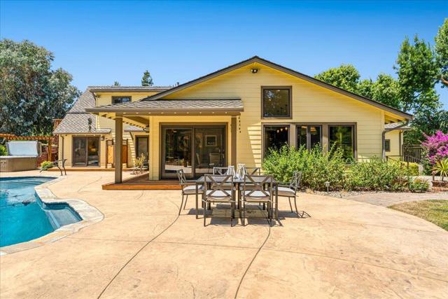 21400 Tierra Grande Court, San Jose CA: https://media.crmls.org/mediaz/3ac2ee31-8f3d-4d98-b879-829a6111dbe3.jpg