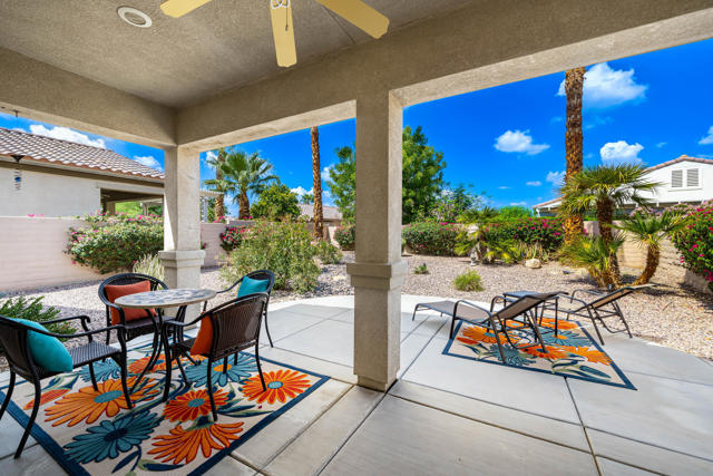 39859 Corte Velado, Indio CA: https://media.crmls.org/mediaz/3ac45fc0-5980-4df4-8486-3e5e25160cc1.jpg