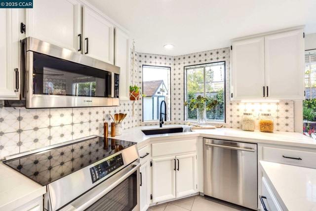 1021 Montclair Court, Livermore CA: https://media.crmls.org/mediaz/3ac4b445-fa01-49aa-af86-20aa2f7375ad.jpg