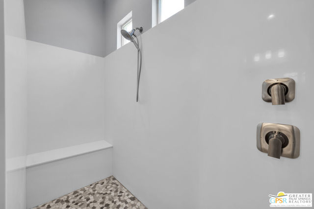 14 Cork Tree, Rancho Mirage CA: https://media.crmls.org/mediaz/3ac4c7a7-0e73-4327-8013-74534b171cdb.jpg