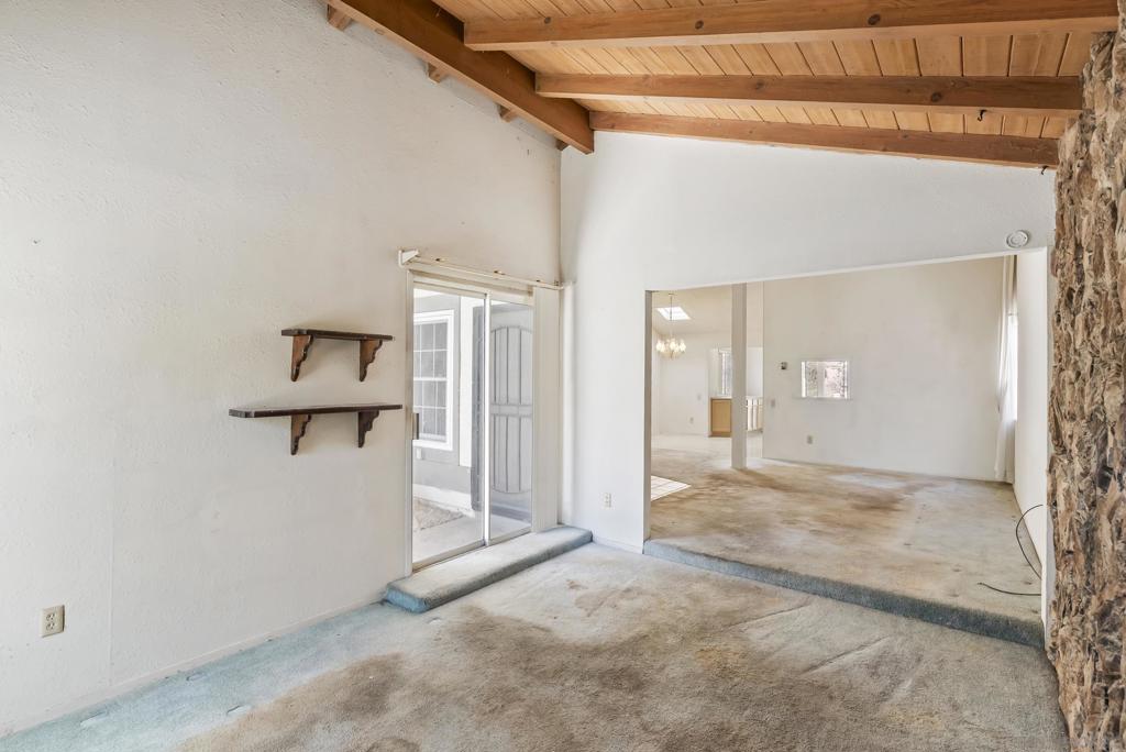 MLS #250035175SD img 7