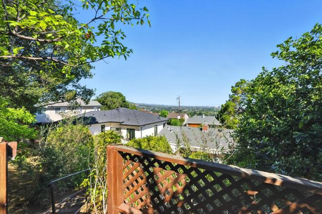 271 41st Avenue, San Mateo CA: https://media.crmls.org/mediaz/3ac57529-f982-4b2f-9489-68487cafa727.jpg
