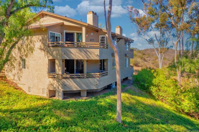 7336 Mission Dam Terrace, Santee CA: https://media.crmls.org/mediaz/3ac5d213-ae97-4de4-a07d-9dbc2831ea85.jpg