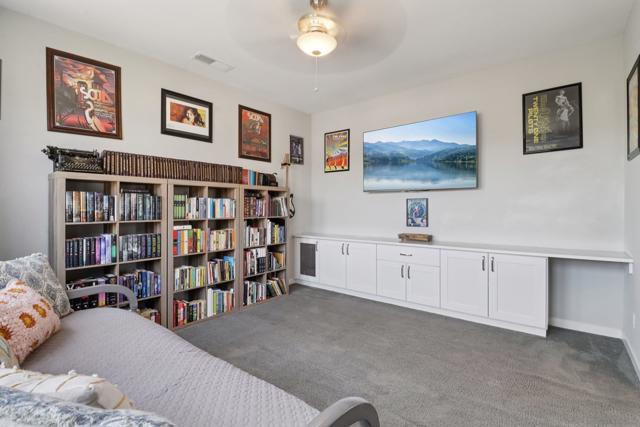2035 Element way, Chula Vista CA: https://media.crmls.org/mediaz/3ac62230-a3aa-4436-a0a6-bae5f206007c.jpg