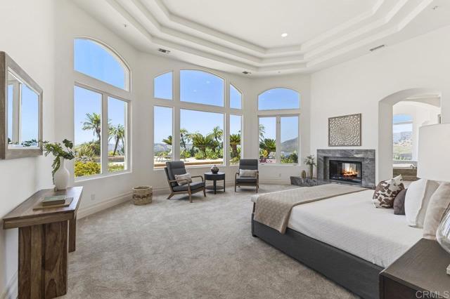 Home for Sale in Valley Center