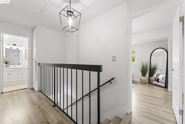 2326 D St, Hayward CA: https://media.crmls.org/mediaz/3ac78ce4-f108-42f3-b996-299106365146.jpg