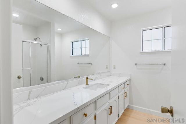 777 Erie Cir N, Milpitas CA: https://media.crmls.org/mediaz/3ac7cb5c-e1ef-44ad-b37b-8705c77c85e1.jpg