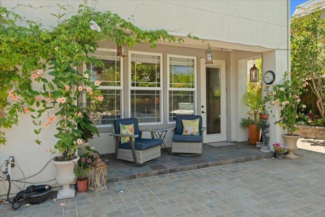 2316 Club Drive, Gilroy CA: https://media.crmls.org/mediaz/3ac88ef9-7909-45fe-b731-d73f8a65fe0a.jpg