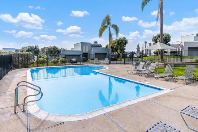 Detail Gallery Image 22 of 23 For 853 America Way, Del Mar,  CA 92014 - 2 Beds | 1/1 Baths