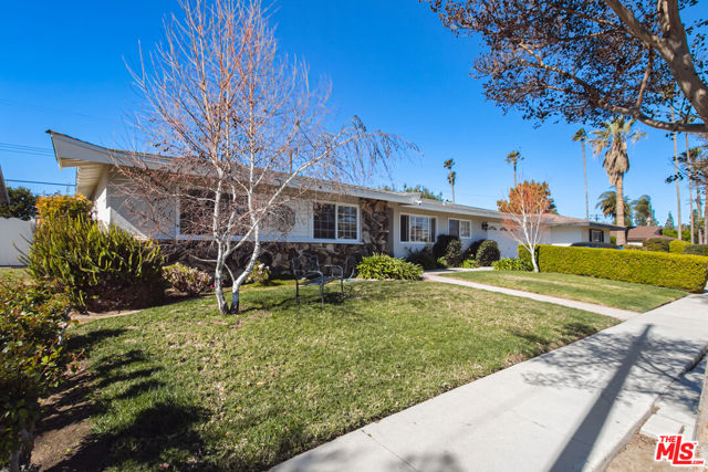 1091 Vallejo Avenue photo 2