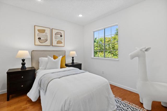 1220 Polk Spring Court, San Jose CA: https://media.crmls.org/mediaz/3ac99bae-bfe0-4c48-8d55-d1a01b913bf0.jpg