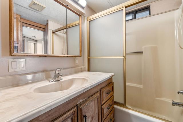 69333 E Palm Canyon Drive, Cathedral City CA: https://media.crmls.org/mediaz/3aca0631-ca23-4b33-b31b-22d62fbd3017.jpg