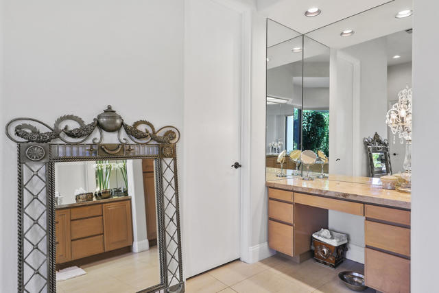 79455 Briarwood, La Quinta CA: https://media.crmls.org/mediaz/3acb258e-18ca-48bc-b83d-524ac3ffa470.jpg