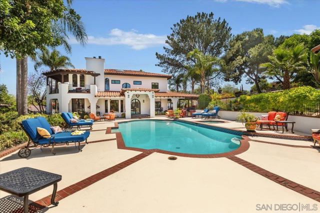 2103 Sunnyside Ave, El Cajon CA: https://media.crmls.org/mediaz/3acb2dc3-c795-4374-84df-43e194116632.jpg