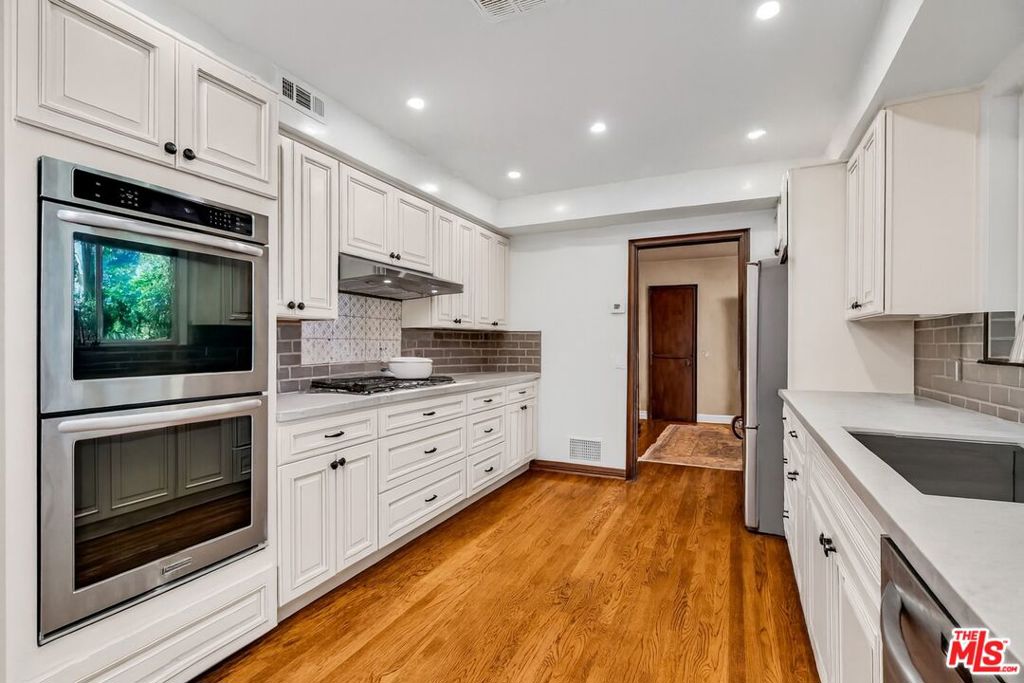 MLS #26857669 image #1