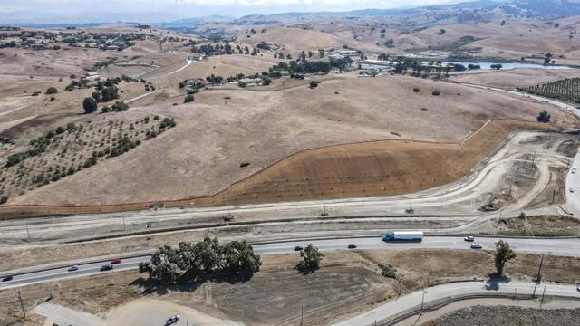 0 Union Road, Hollister CA: https://media.crmls.org/mediaz/3acbc8a3-2fc9-4154-a70f-25525e1fea23.jpg