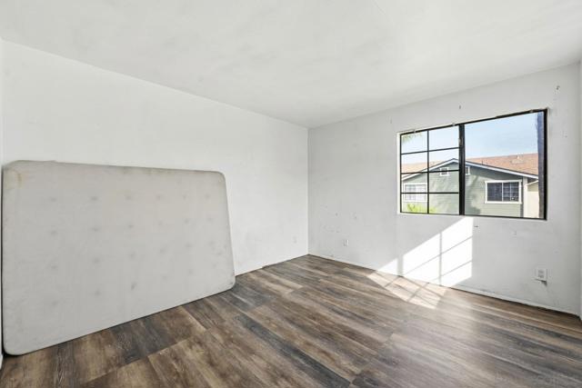 1225 N Broadway, Escondido CA: https://media.crmls.org/mediaz/3acbd4cc-fd3d-4ea7-a60d-96141df2c537.jpg