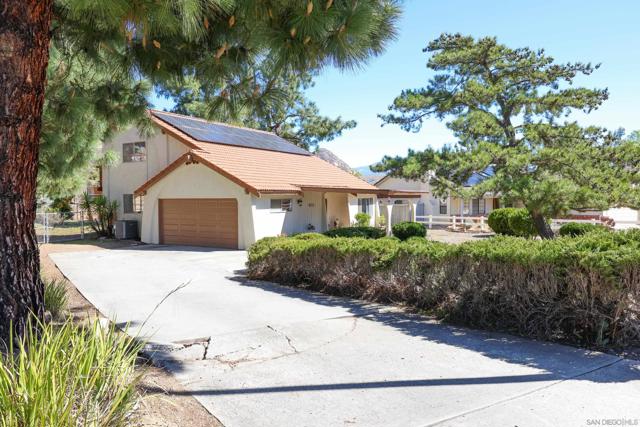 16325 Wikiup Rd, Ramona, California 92065, 3 Bedrooms Bedrooms, ,2 BathroomsBathrooms,Single Family Residence,For Sale,Wikiup Rd,250020943SD