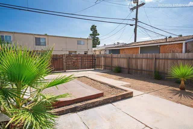 4175 Van Dyke Avenue, San Diego CA: https://media.crmls.org/mediaz/3acc88be-96cb-48f0-b35d-99952a723bf9.jpg