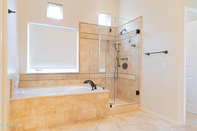 3063 Espana Lane, Thousand Oaks CA: https://media.crmls.org/mediaz/3acd2f1f-2da7-4fbe-a161-37da828675fe.jpg